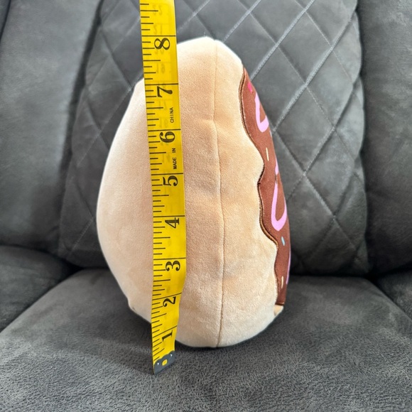 Squishmallows Deja Chocolate Dessert Plush 8" - Picture 3 of 3